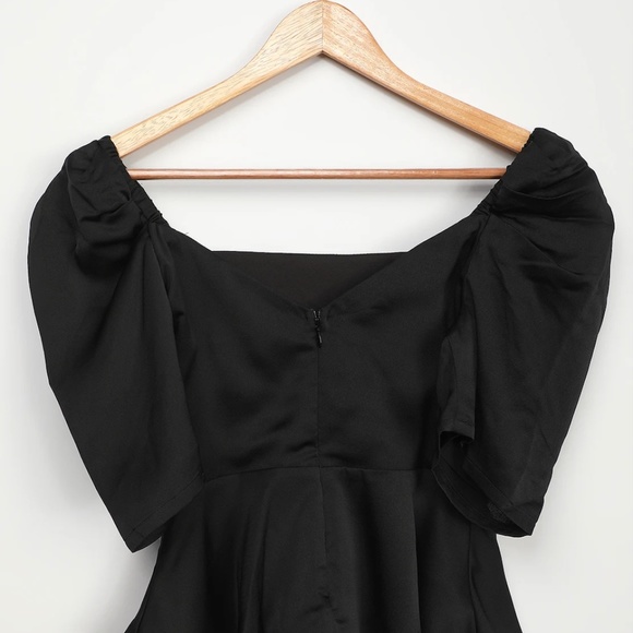 Living Lavishly Black Puff Sleeve Peplum Top - Picture 2 of 3